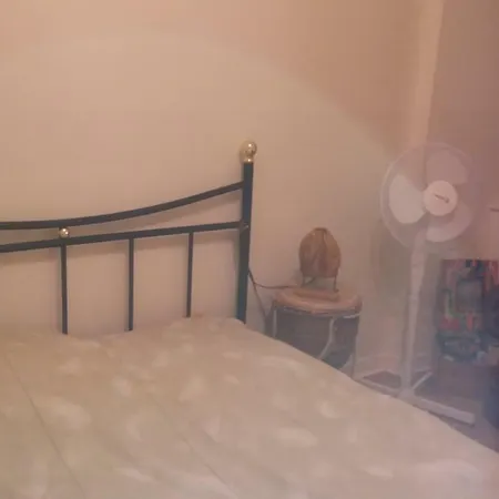 Chez Marie Homestay Roquefort-Les-Cascades